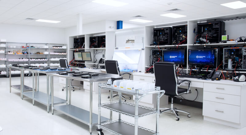 An image of Secure Data Recovery’s Class 10 ISO 4 cleanroom.