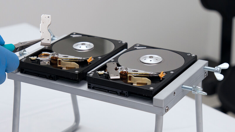 An image of a spindle motor repair kit.