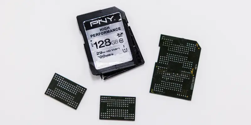 An image of a physically damaged SD card’s electronics.